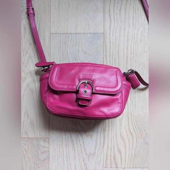 Coach Handbags - Coach leather camera bag